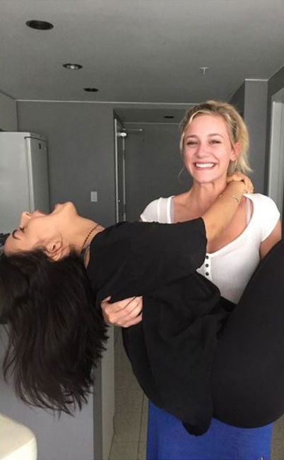 Riverdale, Camila Mendes, Lili Reinhart